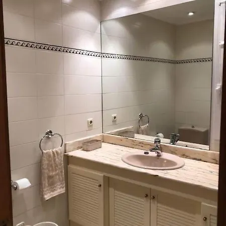 En Playa De Ondarreta * Сан-Себастьян