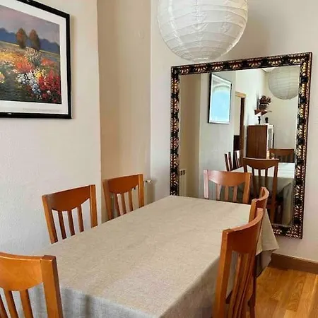 En Playa De Ondarreta * Сан-Себастьян