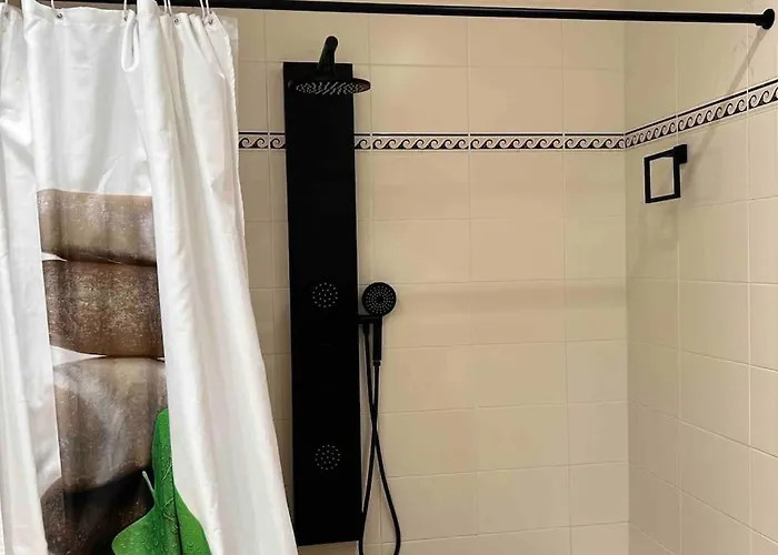 En Playa De Ondarreta Appartamento San Sebastián