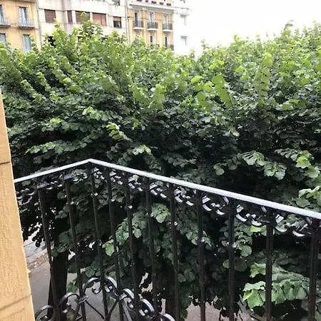 En Playa De Ondarreta *